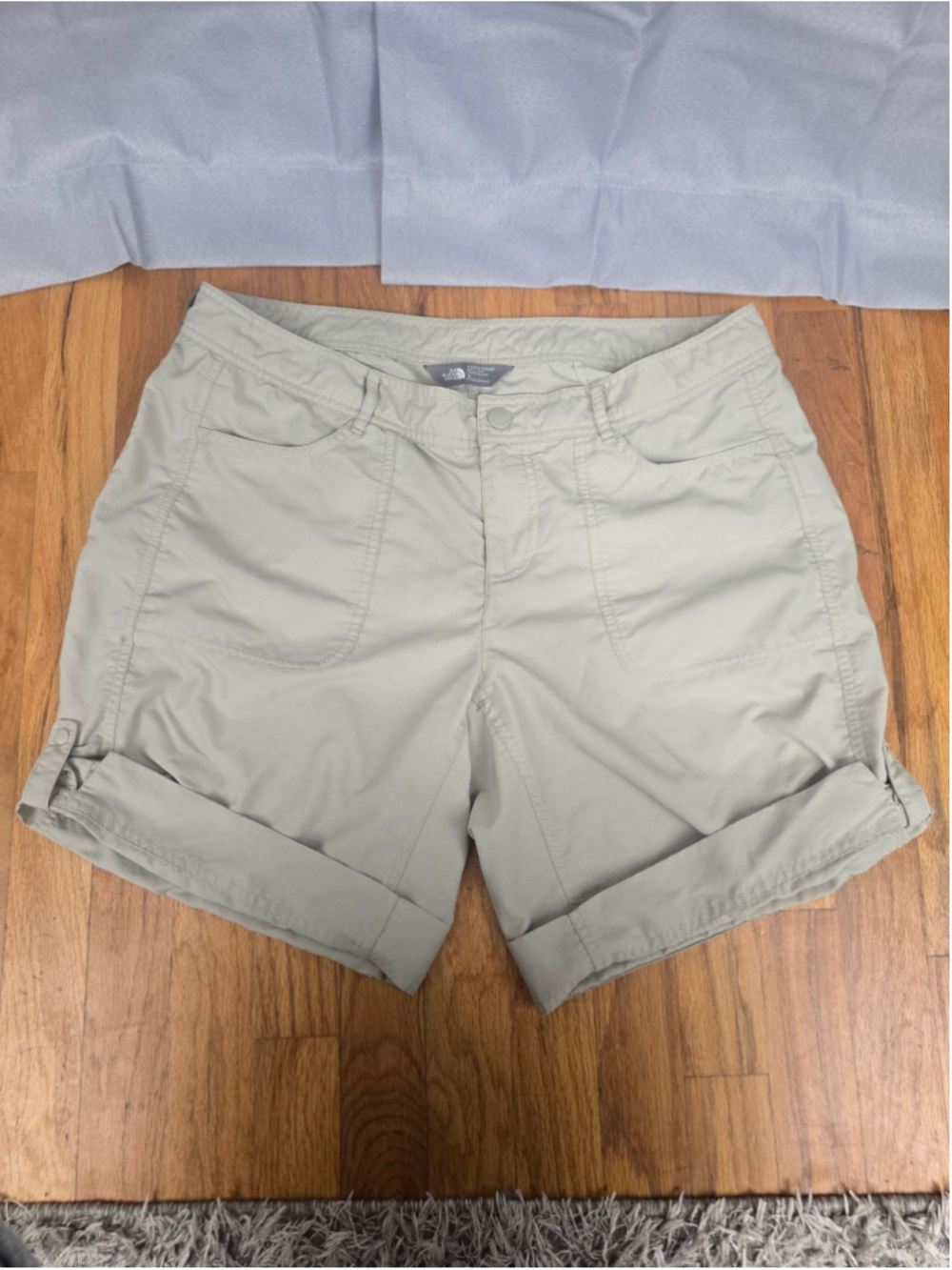 Women's The North Face Beige Shorts Size 14